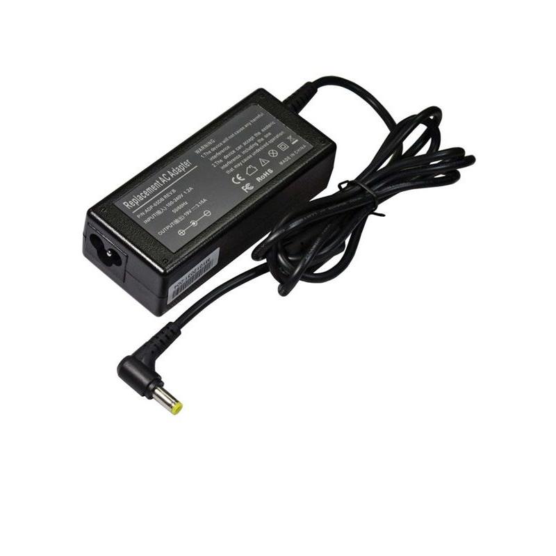 Polnilec 19V 3,16A 5,5mm 2,5mm