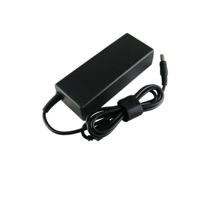 Polnilec 19V 4,74A 5,5mm 1,7mm