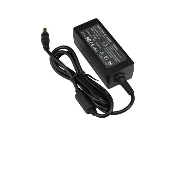 Polnilec 19V 1,58A 5,5mm 1,7mm