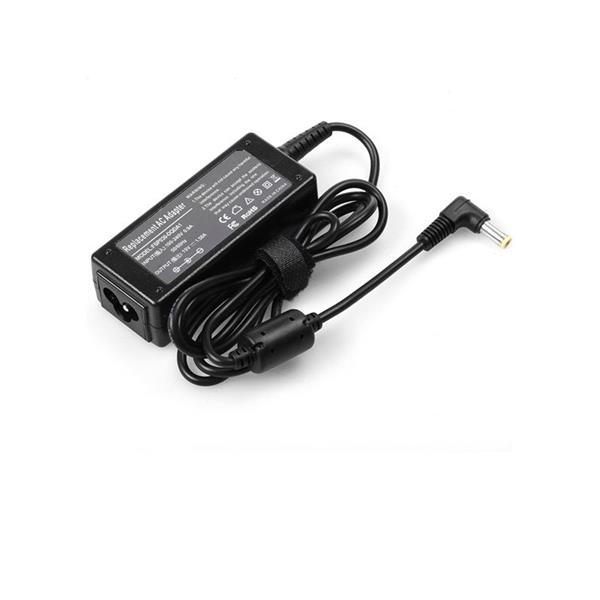 Polnilec 19V 1,58A 5,5mm 2,5mm